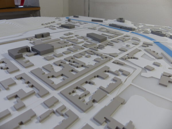 Modellbau zum geplanten Flutkanal in Greiz